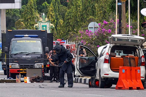 policía indonesia La policía indonesia frustra dos planes de atentar durante las elecciones municipales